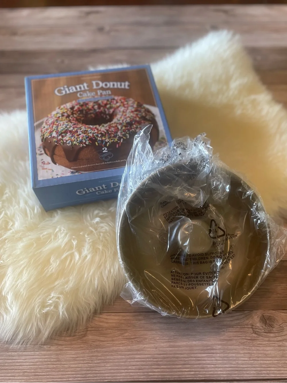 Williams-Sonoma Giant Donut Cake Pan